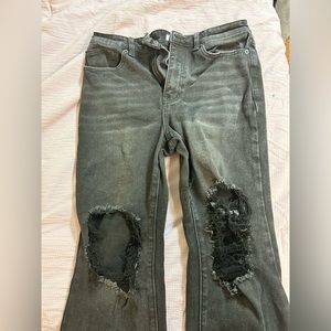 Cute flared ripped jeans! Worn once